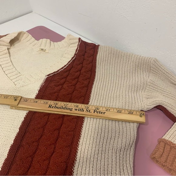 POL Oversized Color Block Cable Knit Sweater wide cropped sleeve Rust Cream - Picture 11 of 13